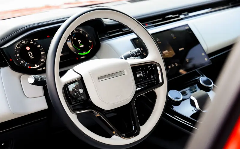 勝臨其境 豪華挑戰者再啟新程!全新攬勝運動版縱行天府之國! 圖片2