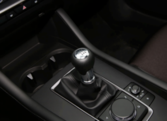 年輕人的理想型座駕,選這三款運動轎車就對了