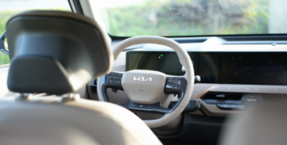 20萬左右買合資純電SUV,起亞EV5哪款更劃算