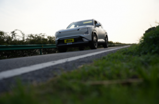 20萬左右買合資純電SUV,起亞EV5哪款更劃算