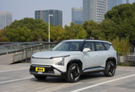 20萬左右買合資純電SUV,起亞EV5哪款更劃算