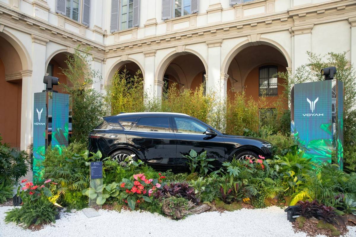 米蘭設(shè)計周驚艷亮相:嵐圖i-Cozy概念車獲全球設(shè)計師盛贊