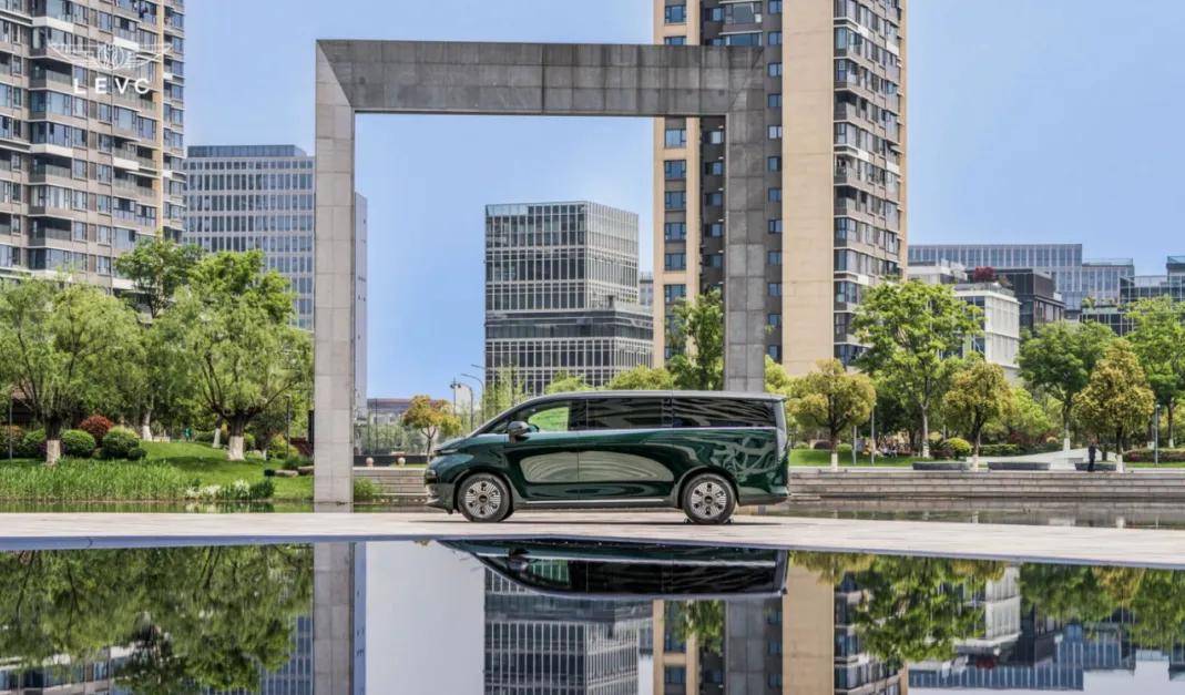 豪華無懼硬碰硬,L380如何鍛造大空間之上的極致安全?