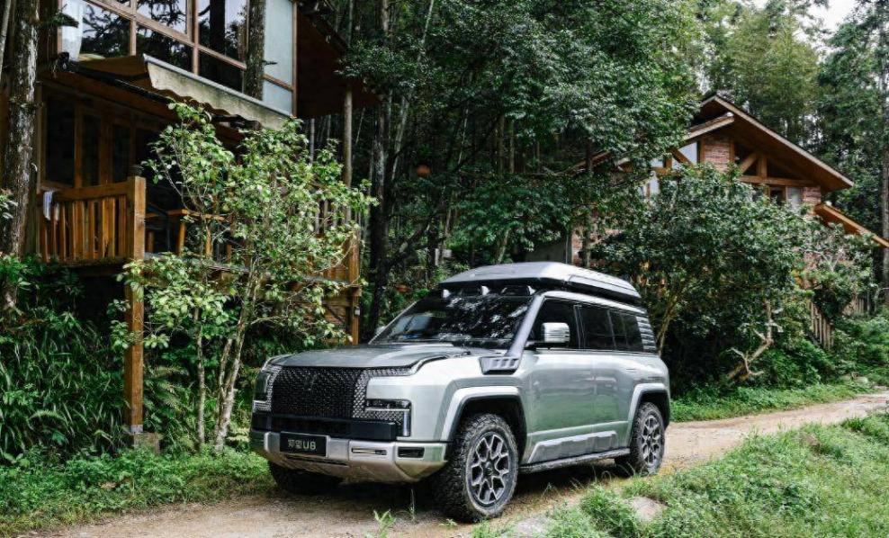 預(yù)售價(jià)109.8萬(wàn)元,仰望U8越野玩家版實(shí)車亮相,你心動(dòng)了嗎?