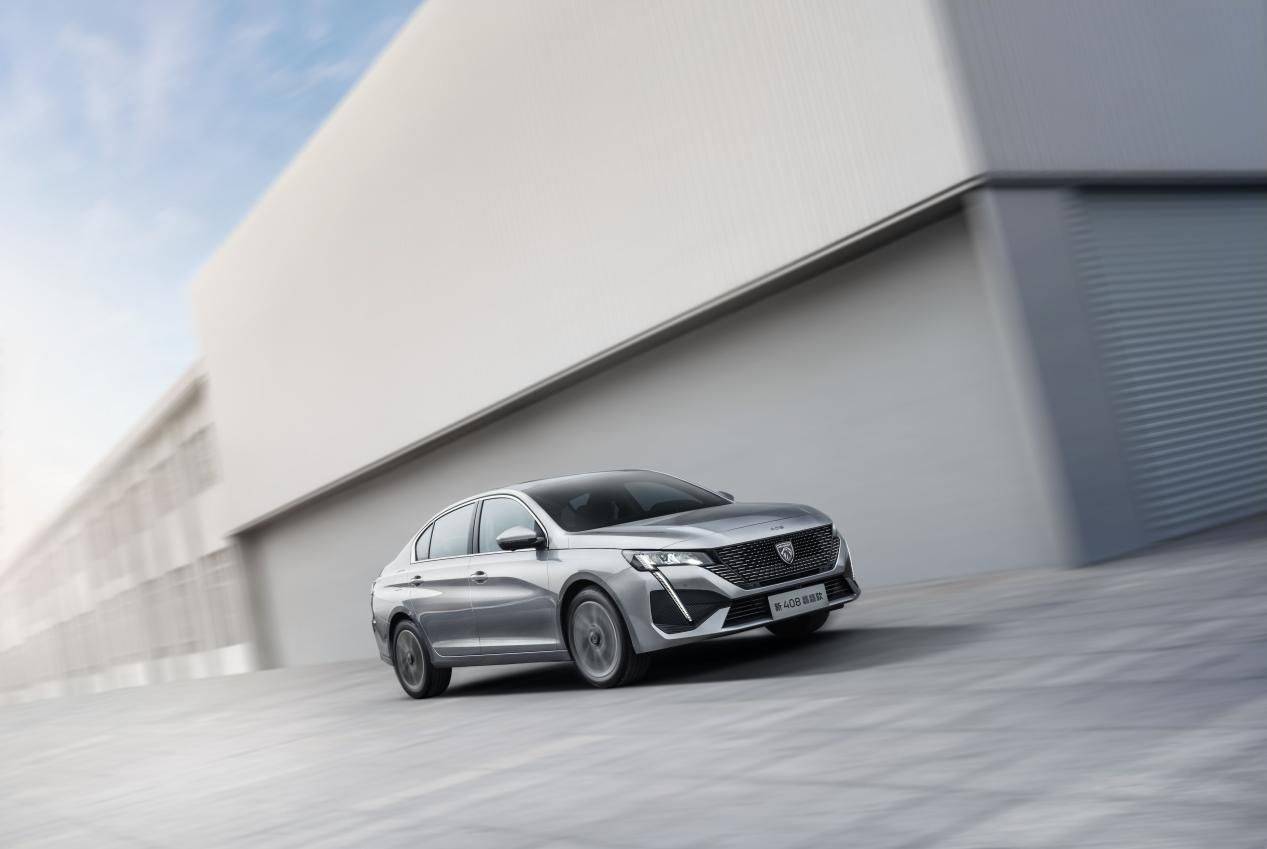 假期自駕的理想座駕,新408龘龘款不愧是“法式六邊形戰(zhàn)士”