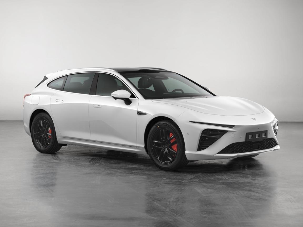 哪吒S獵裝版申報(bào)圖曝光 提供純電/增程動(dòng)力