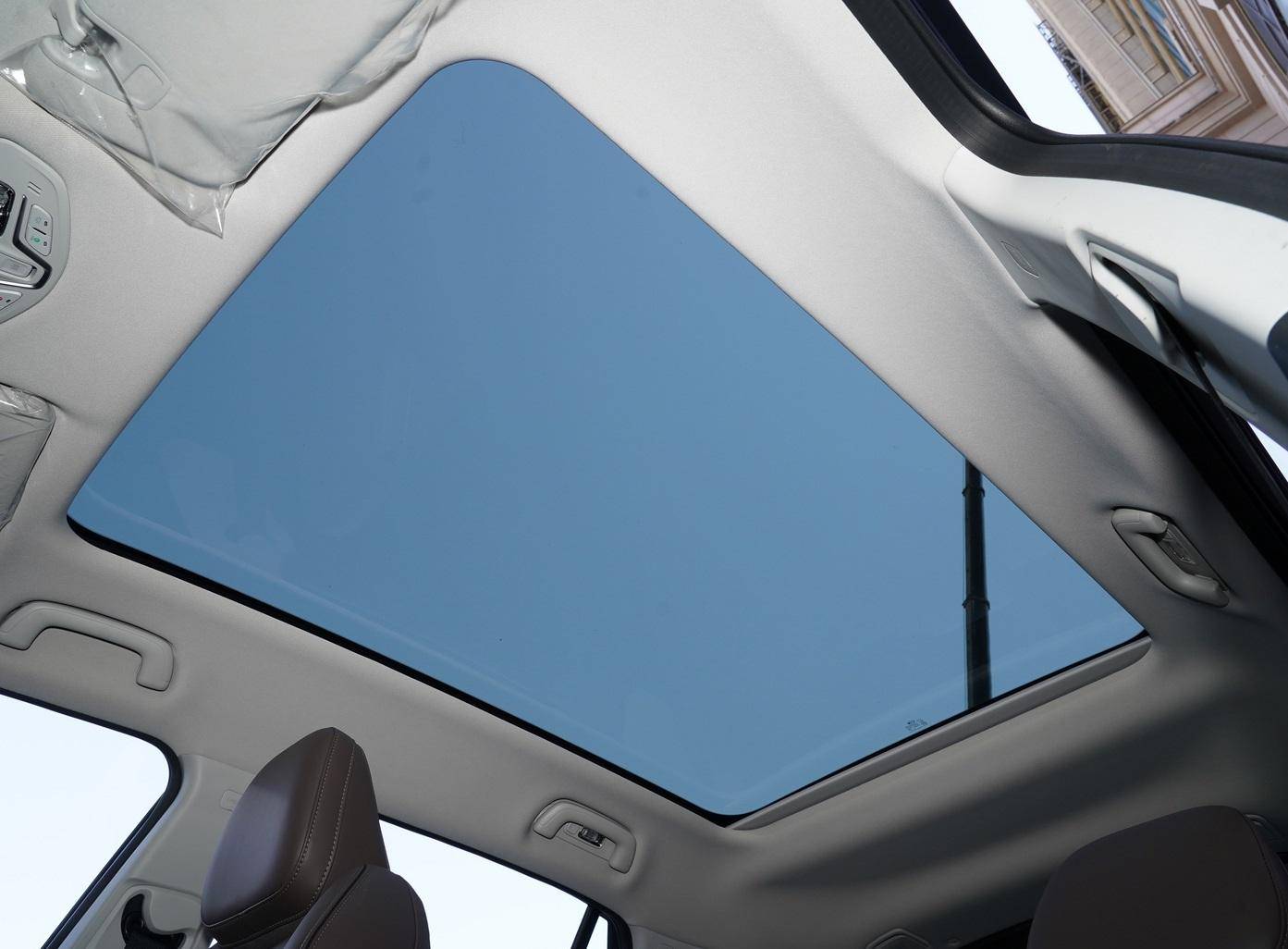 現在10萬級國產SUV啥水平?標配8氣囊8.8s破百,帶 你看傳祺GS4 MAX