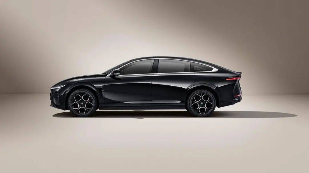 周杰倫坐代言車去開演唱會,長安啟源A07真香版再次火出圈