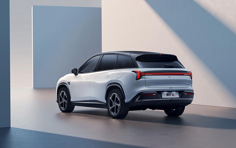 12.99萬元起的哪吒L能讓哪吒汽車重回正軌么?