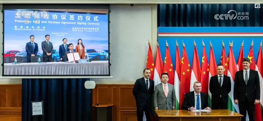 新能源汽車完善產(chǎn)業(yè)生態(tài)鏈“出海” 憑借技術(shù)優(yōu)勢加快“走出去”