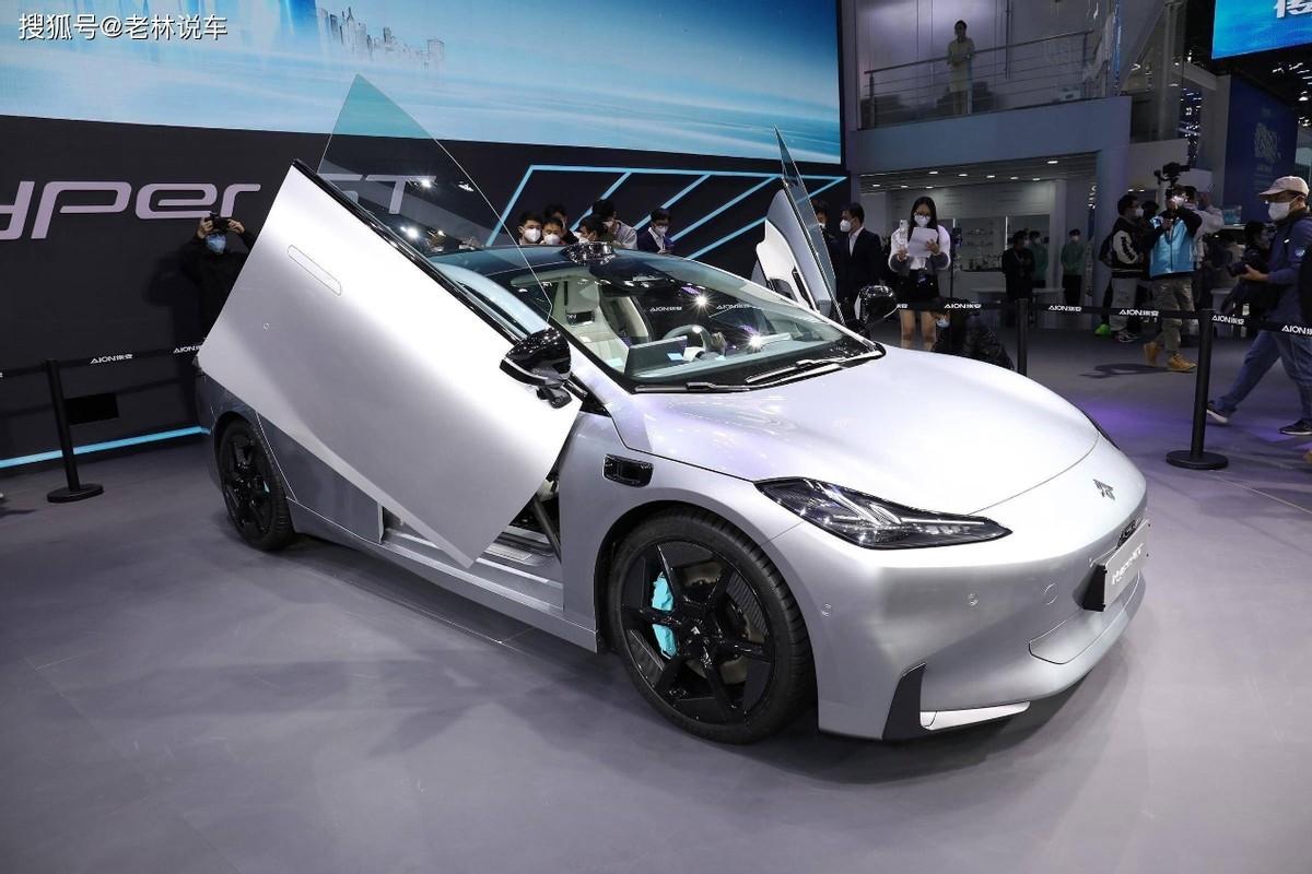 榮威放價風暴向榮耀致敬!50億補貼助力打響品質普及戰