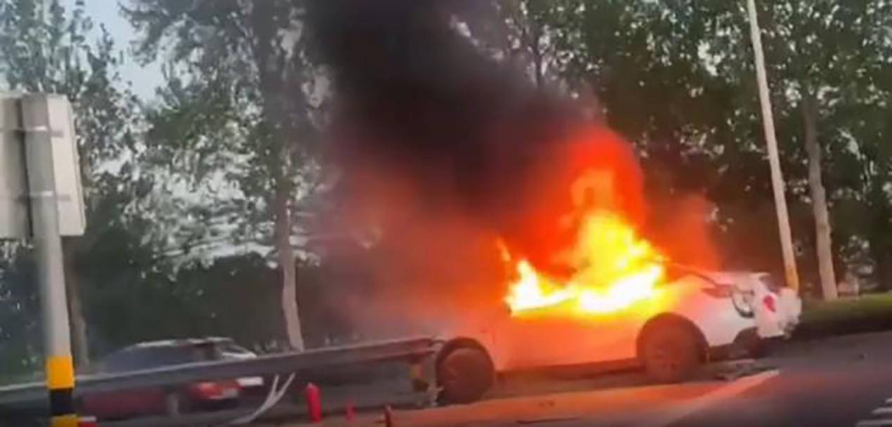 問界M7 Plus起火事件有了回應 賽力斯法務部已上線