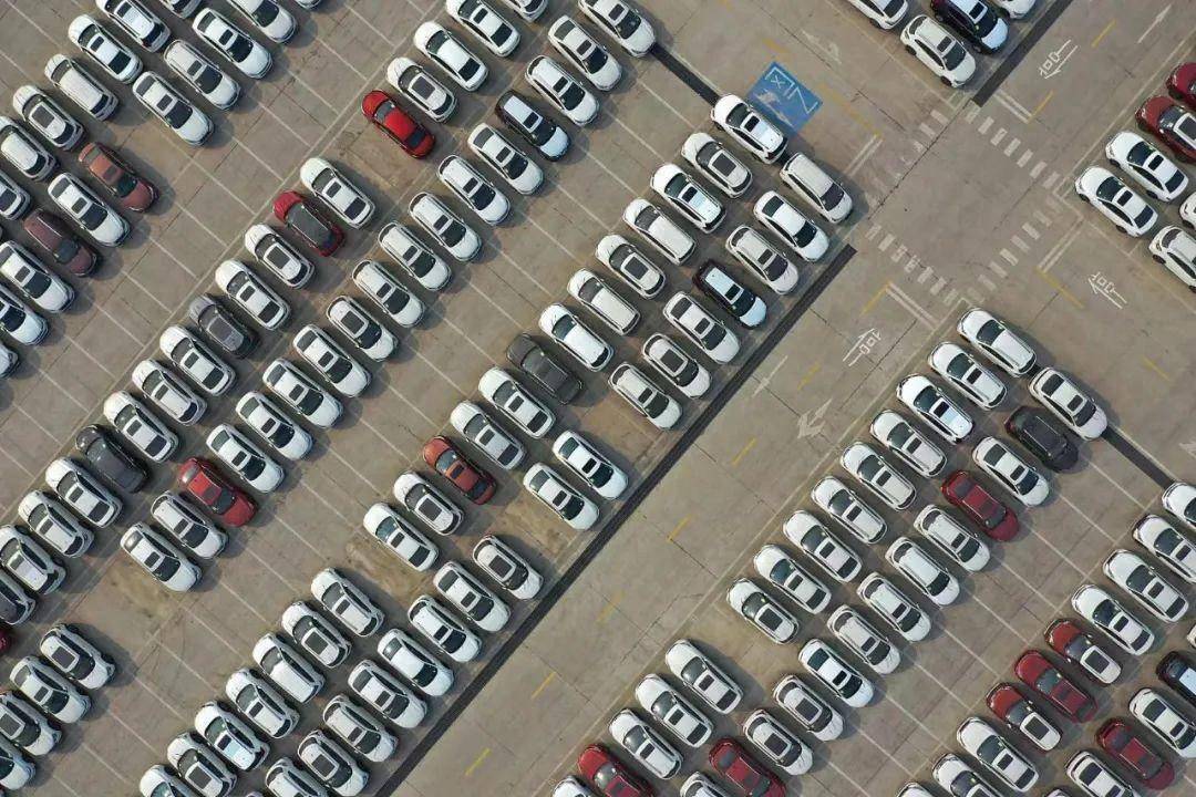 流量戰下的新勢力4月銷量,誰掉隊,誰狂奔?