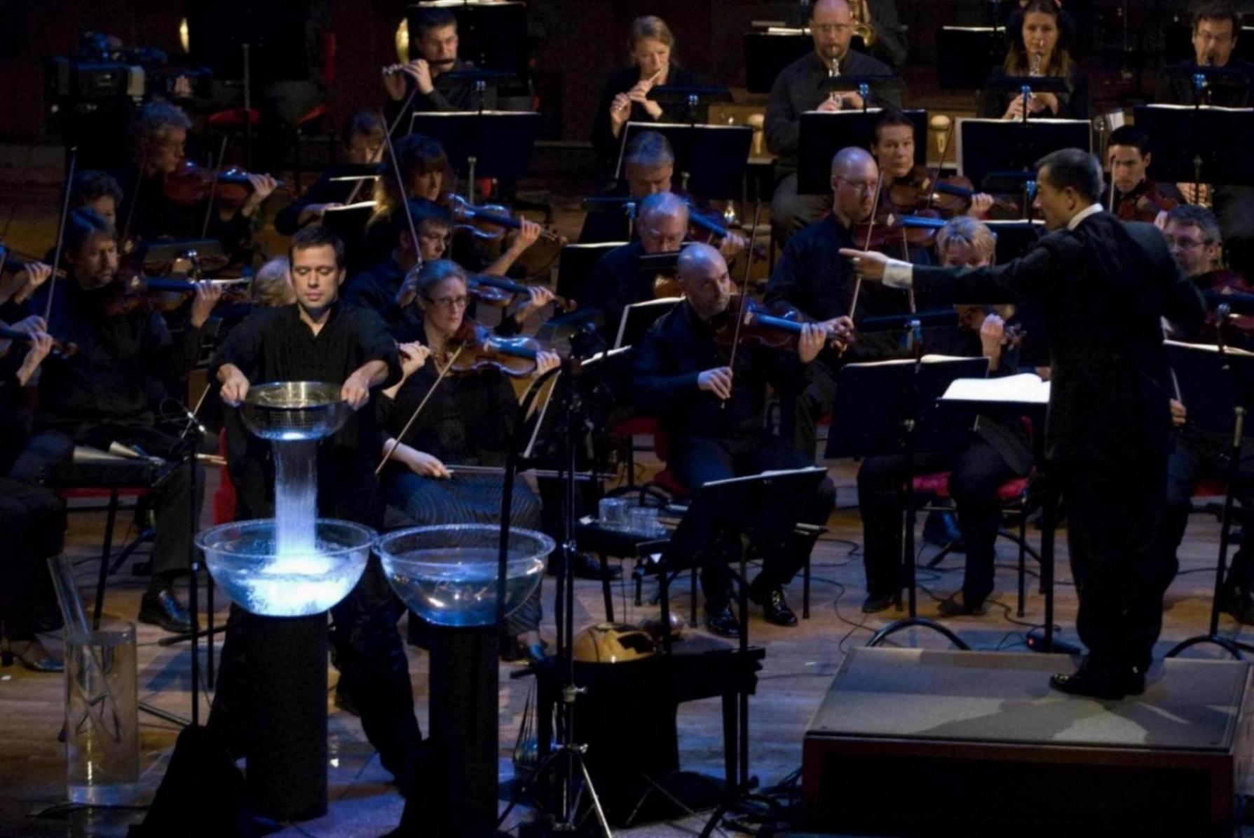 譚盾率寧波交響樂團上演“河流與大海”