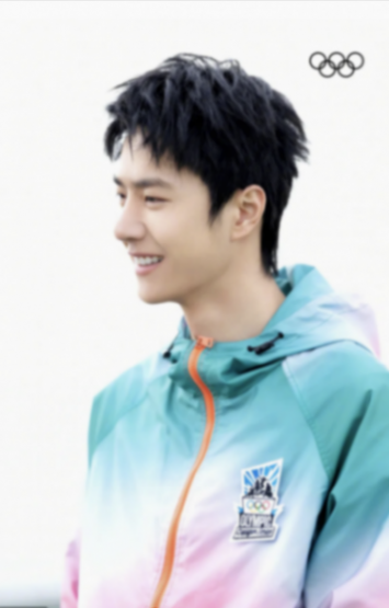 國際奧委會(huì)發(fā)文曬王一博運(yùn)動(dòng)照,預(yù)熱奧運(yùn)會(huì)資格系列賽·上海