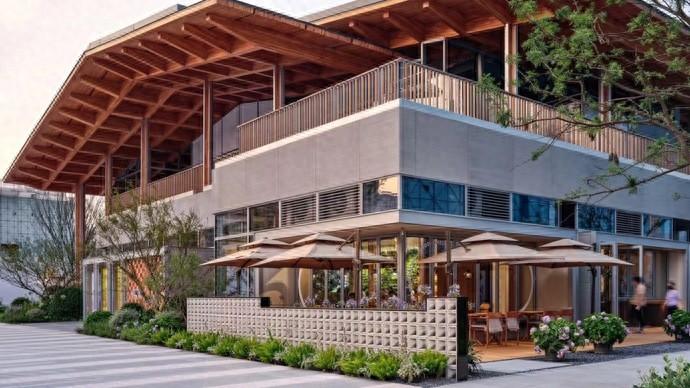 “賺快錢”時代落幕,頭部房企探索的未來產品是什么?