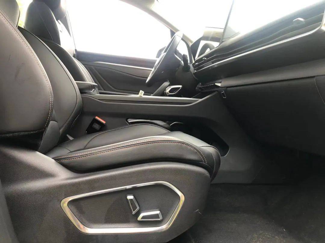 電動皮卡多會玩?試駕雷達地平線:跑山爬坡、越野露營樣樣精通