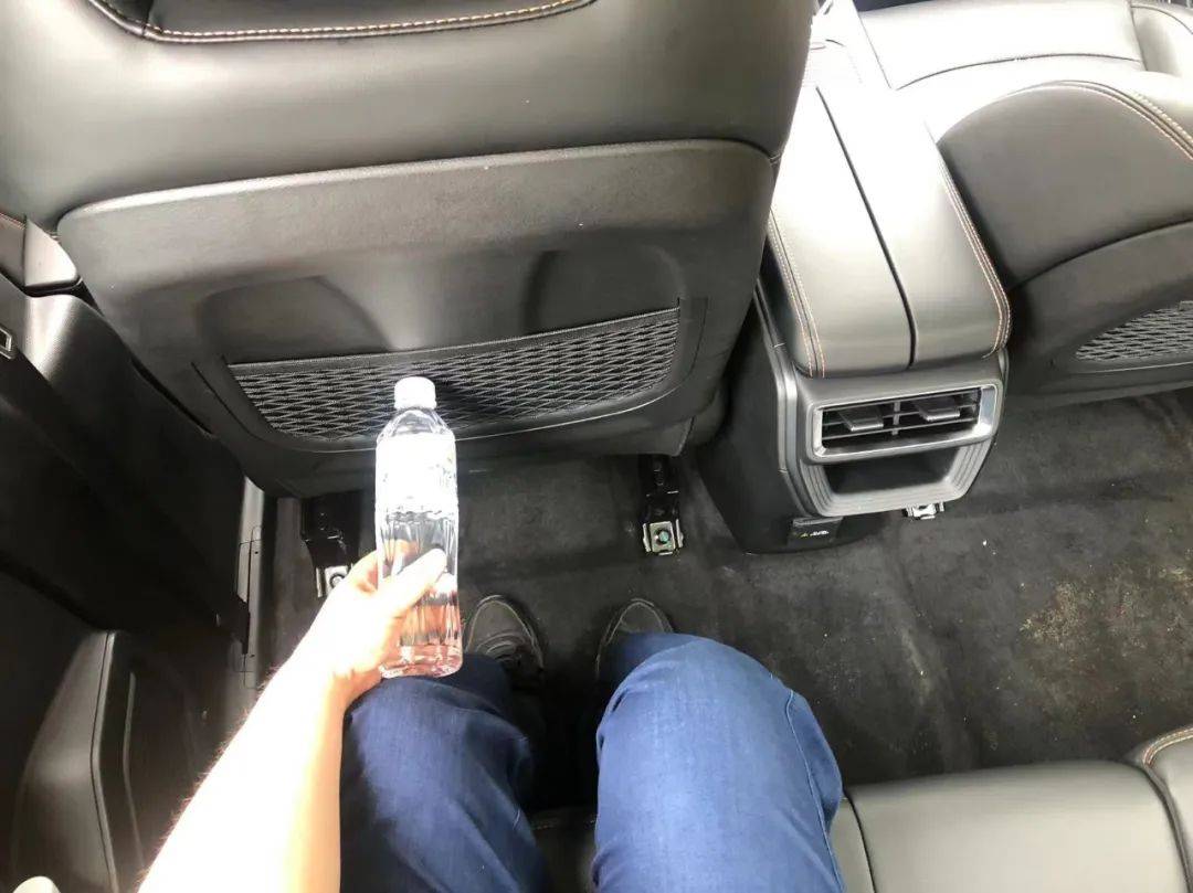 電動皮卡多會玩?試駕雷達地平線:跑山爬坡、越野露營樣樣精通