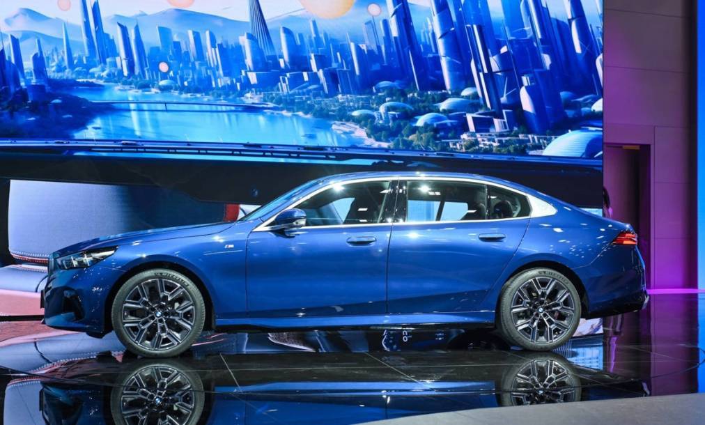 全新5系家族4月銷量創新低,原因是什么?有什么辦法能改變呢?