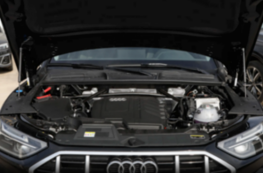 想買豪華中型SUV,凱迪拉克XT5對比奧迪Q5L,到底誰更勝一籌?