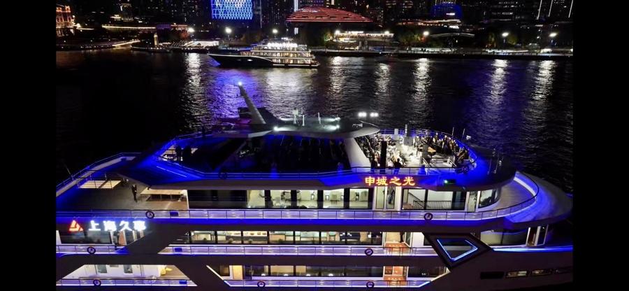 宋思衡的北外灘游船音樂會(huì),一場(chǎng)流動(dòng)的盛宴