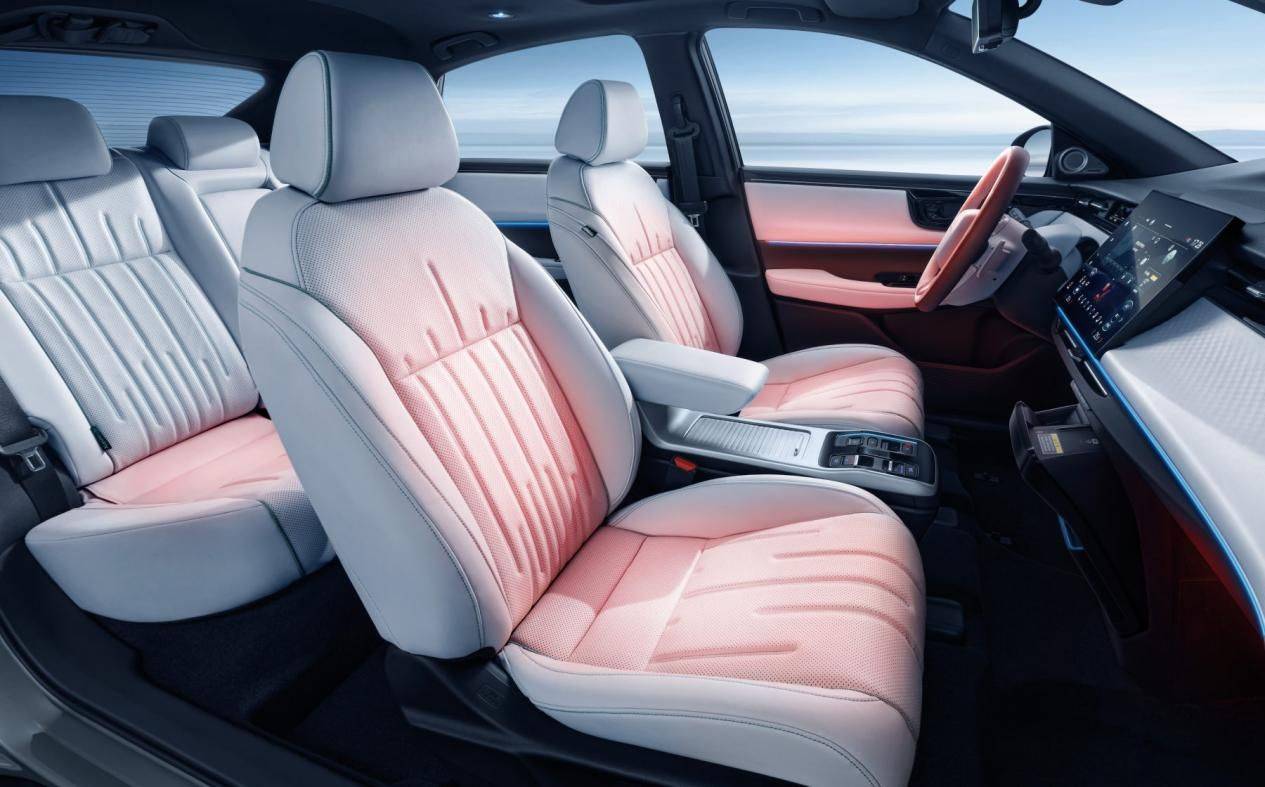 讓電車回歸汽車本身 廣汽本田e:NP2極湃2硬核實(shí)力打造合資爆款