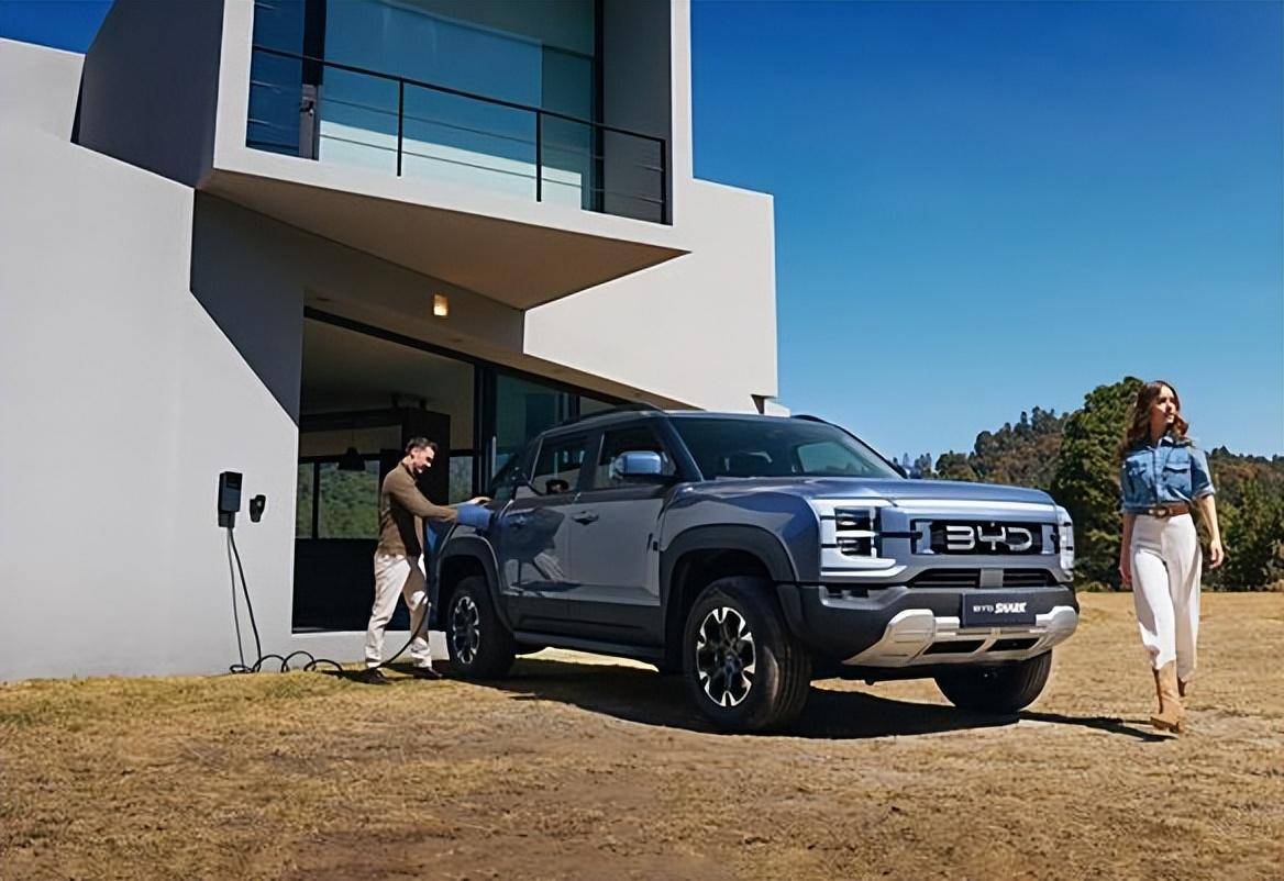 比亞迪皮卡終于來了,中文名或為“猛鯊”,不過亮相是在國外