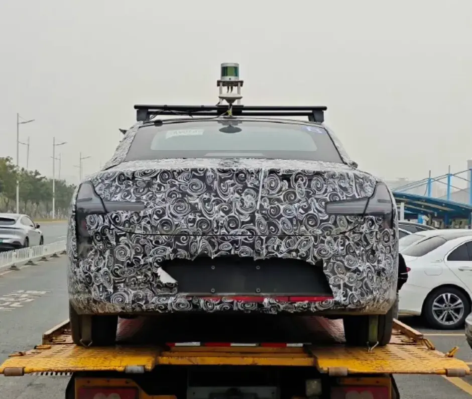 小鵬全新品牌MONA諜照曝光!