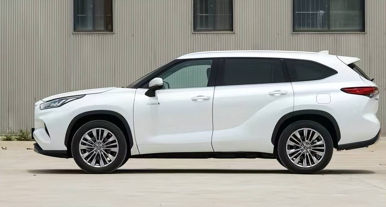 新款漢蘭達將于6月正式上市,老款跌至22.08萬,買新還是買舊?