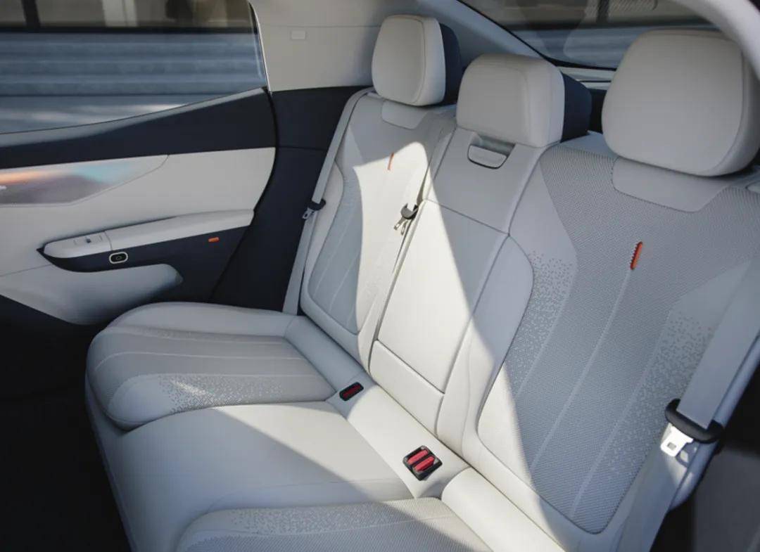 領克07,做插混就已經贏了?