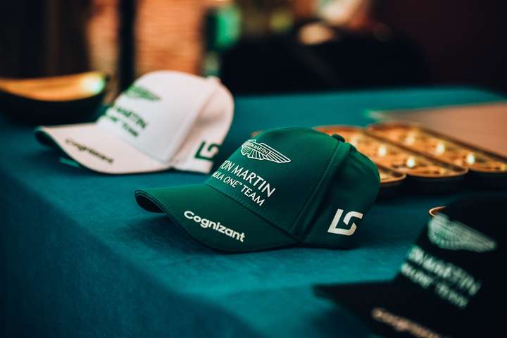 為真正駕駛者而來 阿斯頓·馬丁全新Vantage震撼上市