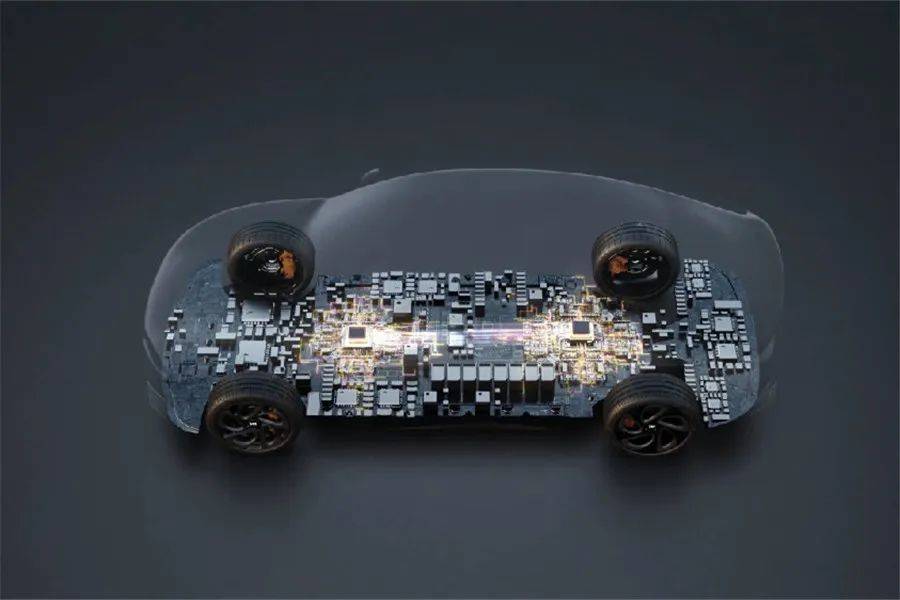 智己L6卷至19.99萬(wàn)起,小米鯰魚(yú)效應(yīng)初顯