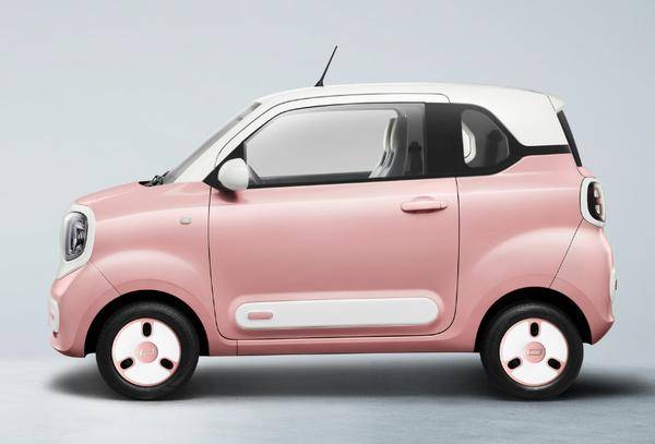 潮趣萌寵C位出道,奔騰小馬預售2.89萬元起!