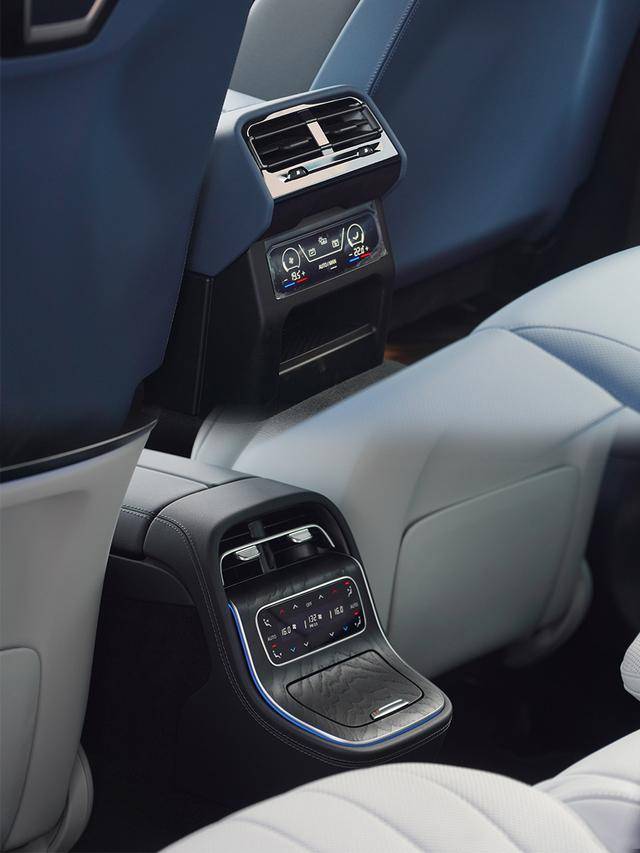 全新寶馬5系和全新奔馳E級,你PICK哪一個?