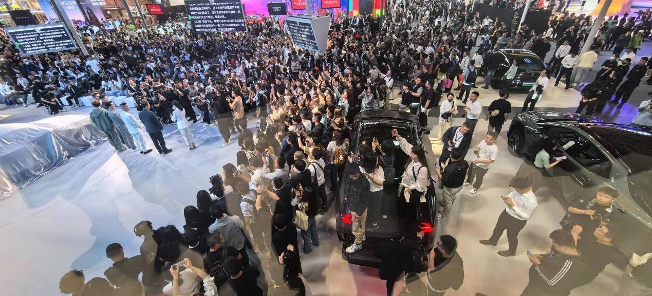 一車抵多車,長安啟源E07原來有這么多玩法