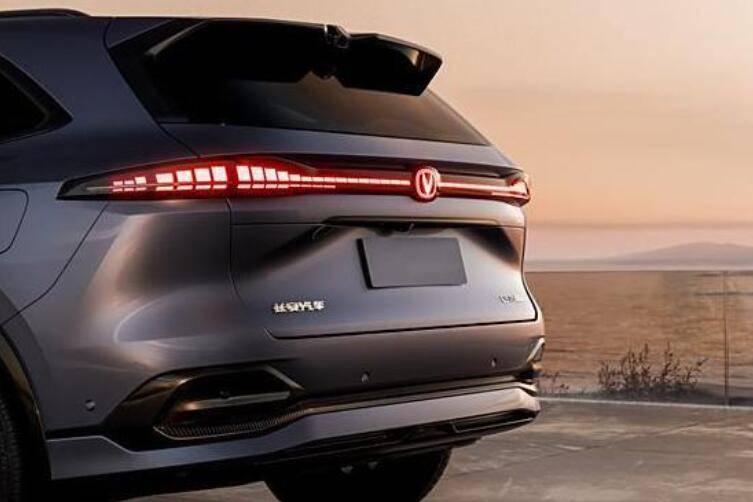 準備好銀子 四款燃油SUV來襲 新款瑞虎8 PLUS、全新212領銜