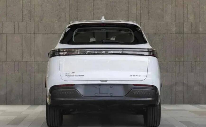 準備好銀子 四款燃油SUV來襲 新款瑞虎8 PLUS、全新212領銜