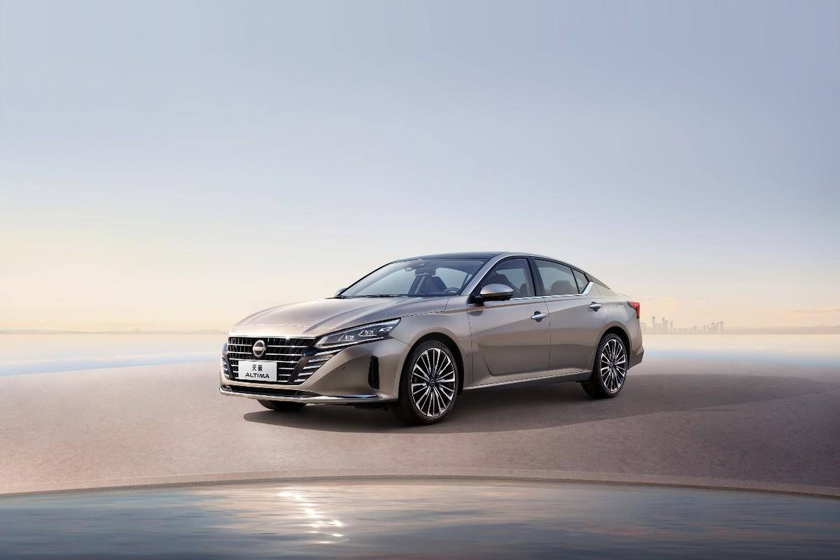 從“不愁賣”到“降價(jià)賣”,日系B級(jí)車“三劍客”到底怎么了?