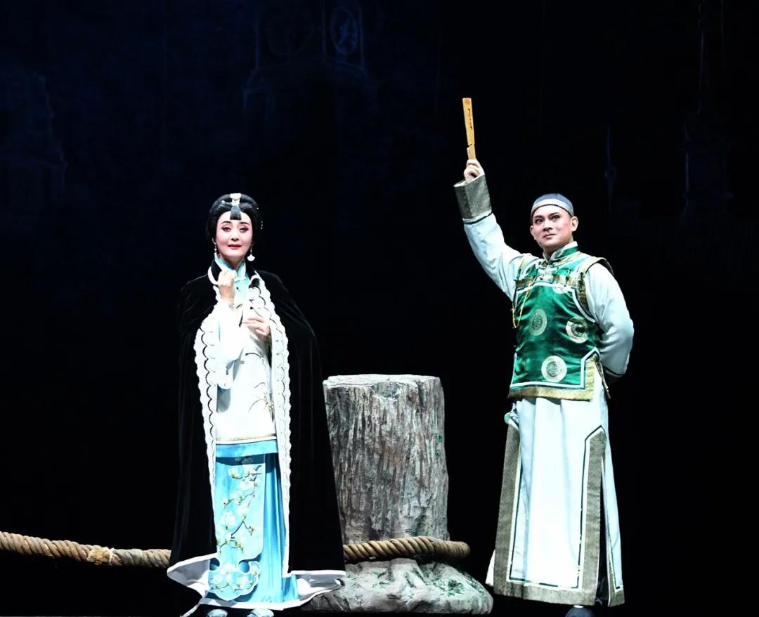 邱海東:腳踏實地唱戲,做走心好戲 ?白玉蘭戲劇獎?