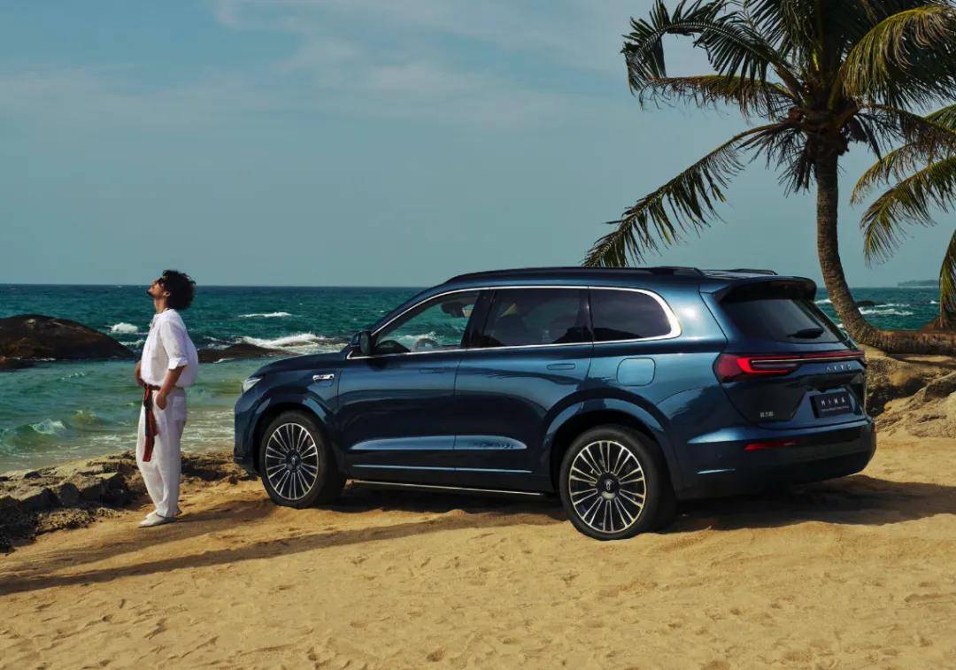 問界M7再煥新,能打贏理想L系列嗎?