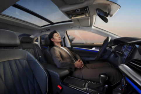 帕薩特出眾款超值優(yōu)惠+豪華配置,你的德系夢想可以實現(xiàn)了!