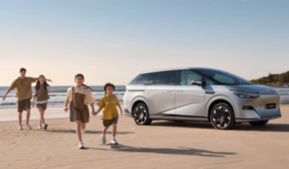 快評小鵬汽車一季報:毛利率提升到12.9%,智能+出口開辟新藍海