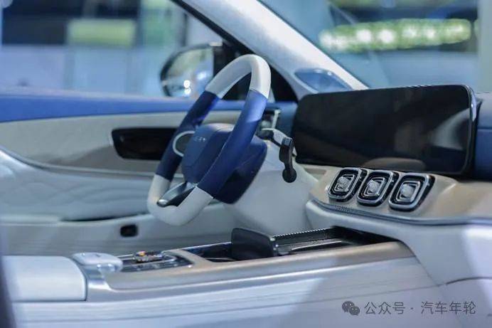 安全至上/續航超1400km,中大型電混風云T9起售12.99萬