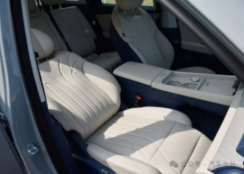 安全至上/續航超1400km,中大型電混風云T9起售12.99萬