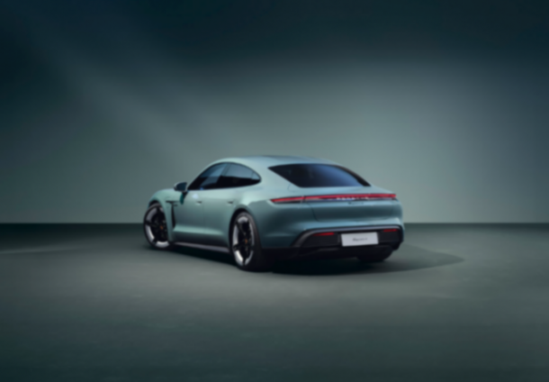 新款保時捷Taycan 4來了,專為國人打造,續航676公里,賣103.8萬