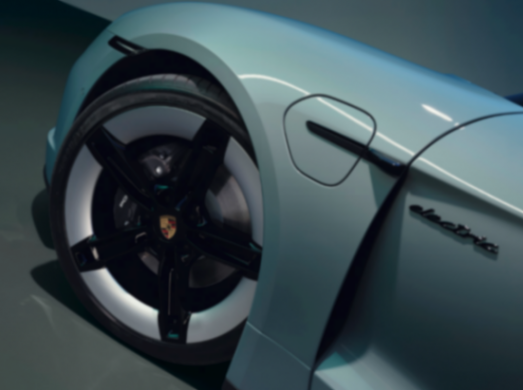 新款保時捷Taycan 4來了,專為國人打造,續航676公里,賣103.8萬