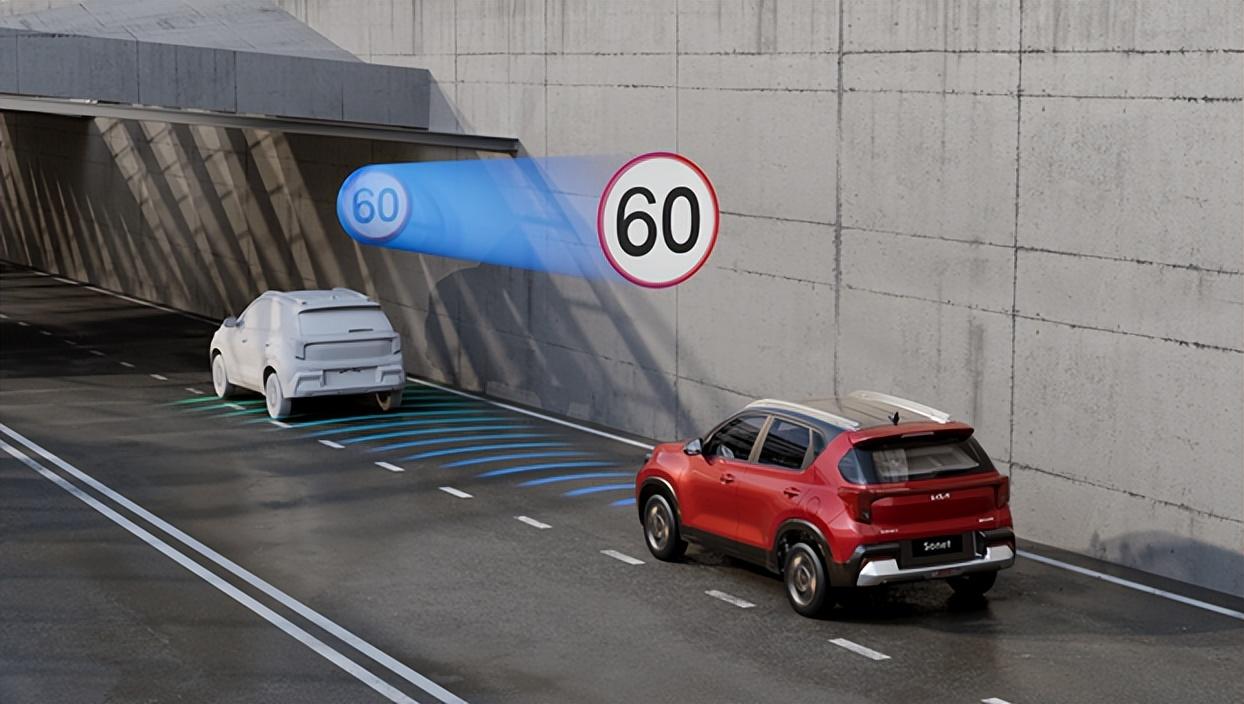 當剛上市的起亞索奈,遇到探影、幾何E,誰更值得選購?