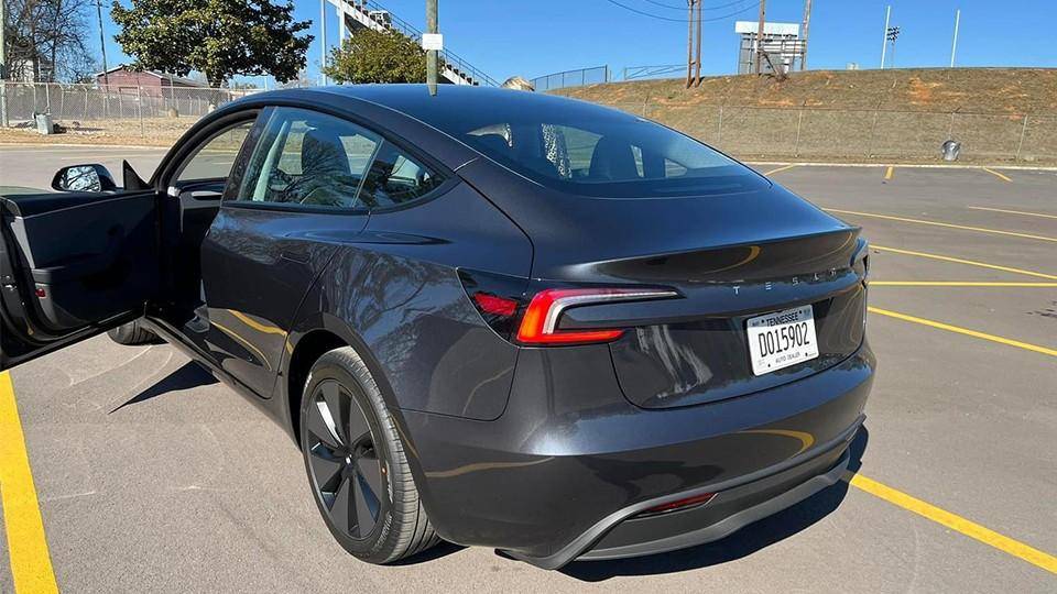 Model Y改款之后,局域800V高壓上車,降價更難了?