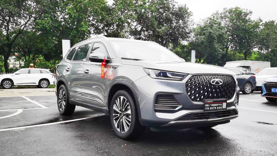 家用SUV實(shí)力擔(dān)當(dāng) 探店瑞虎8 PLUS冠軍版