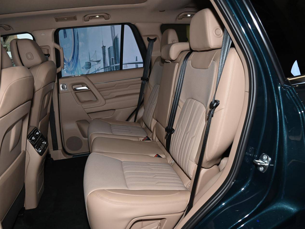 1400x0_1_q95_autohomecar__ChxoHmYpO3OARvfRABihuLG7SN0600